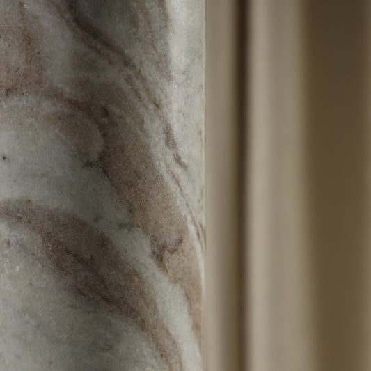 Oriel Marble Vase – 21 cm