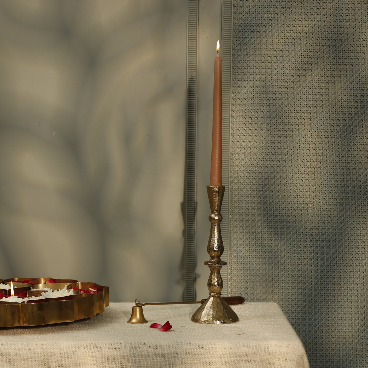 Vestra Candle Holder
