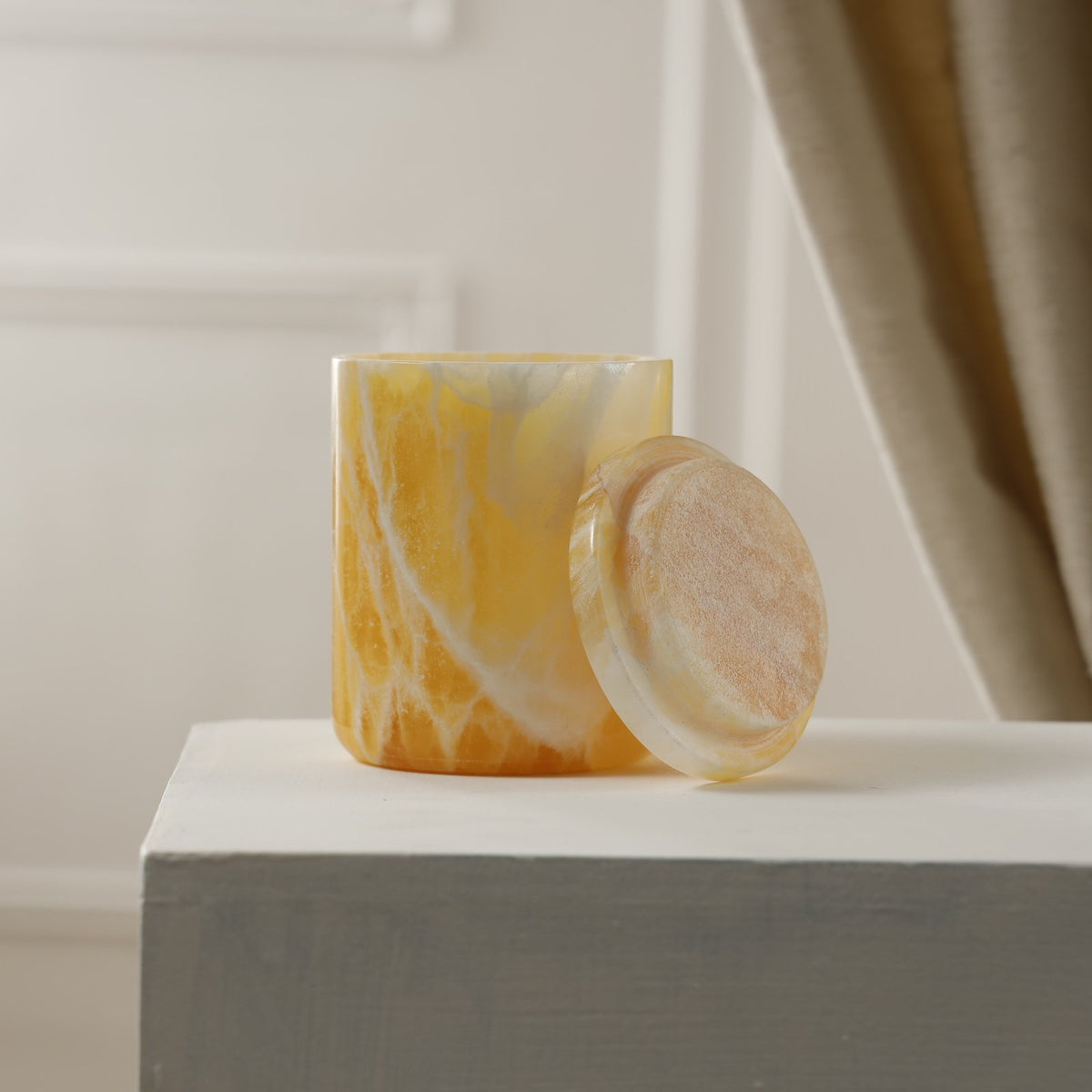 Aurora Candle Jar — Marble/Onyx – Peach Onyx