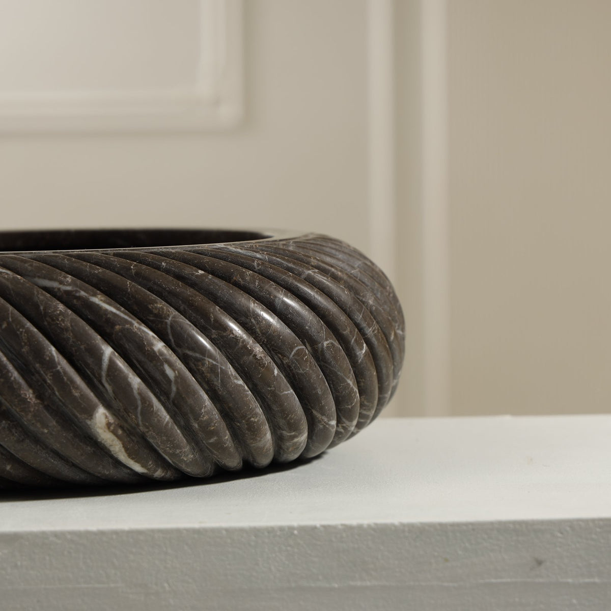 Drift Marble Bowl – Dark Emperador