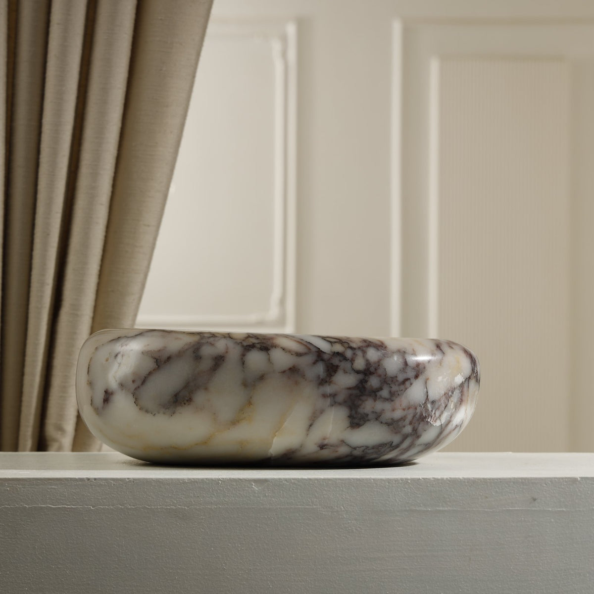 Halo Marble Bowl – Calcatta Viola
