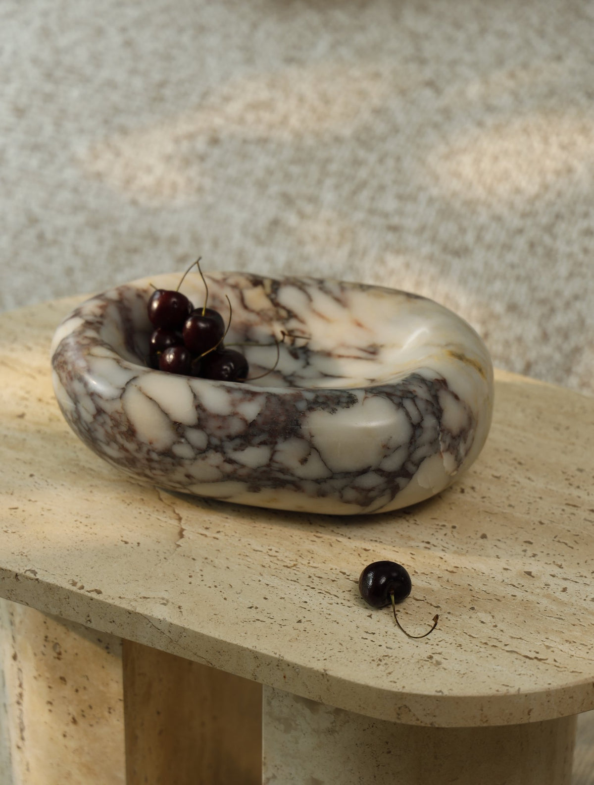 Halo Marble Bowl – Calcatta Viola