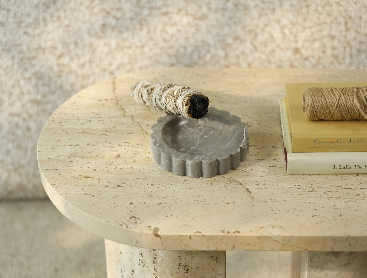 Azure Scalloped Marble Dish – Small – 13 cm / Sezgin Grey