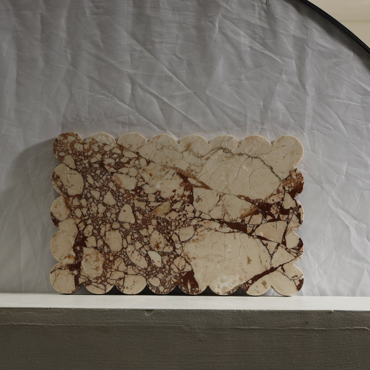 Figaro Scalloped Marble Platter – Pezzato