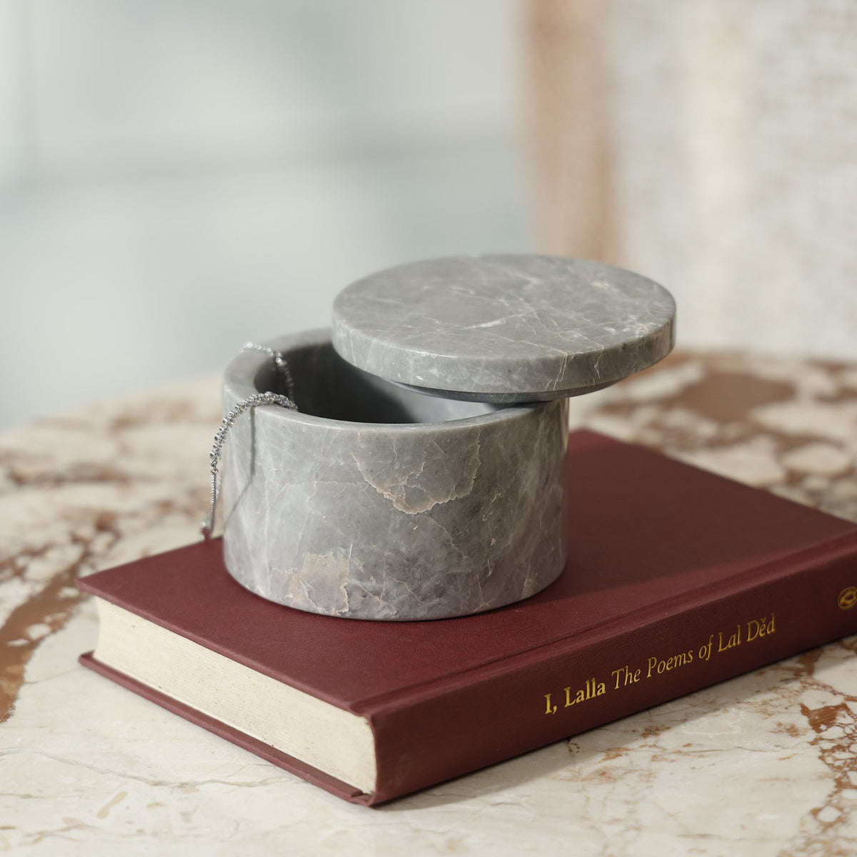 Cove Marble Box – Sezgin Grey