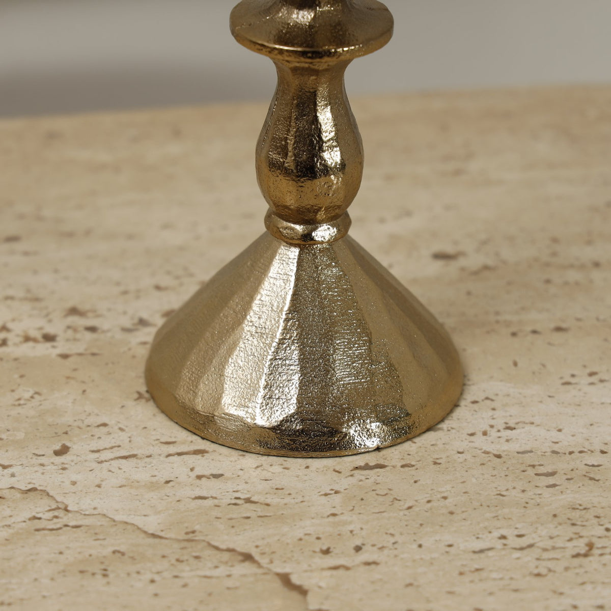 Vestra Candle Holder