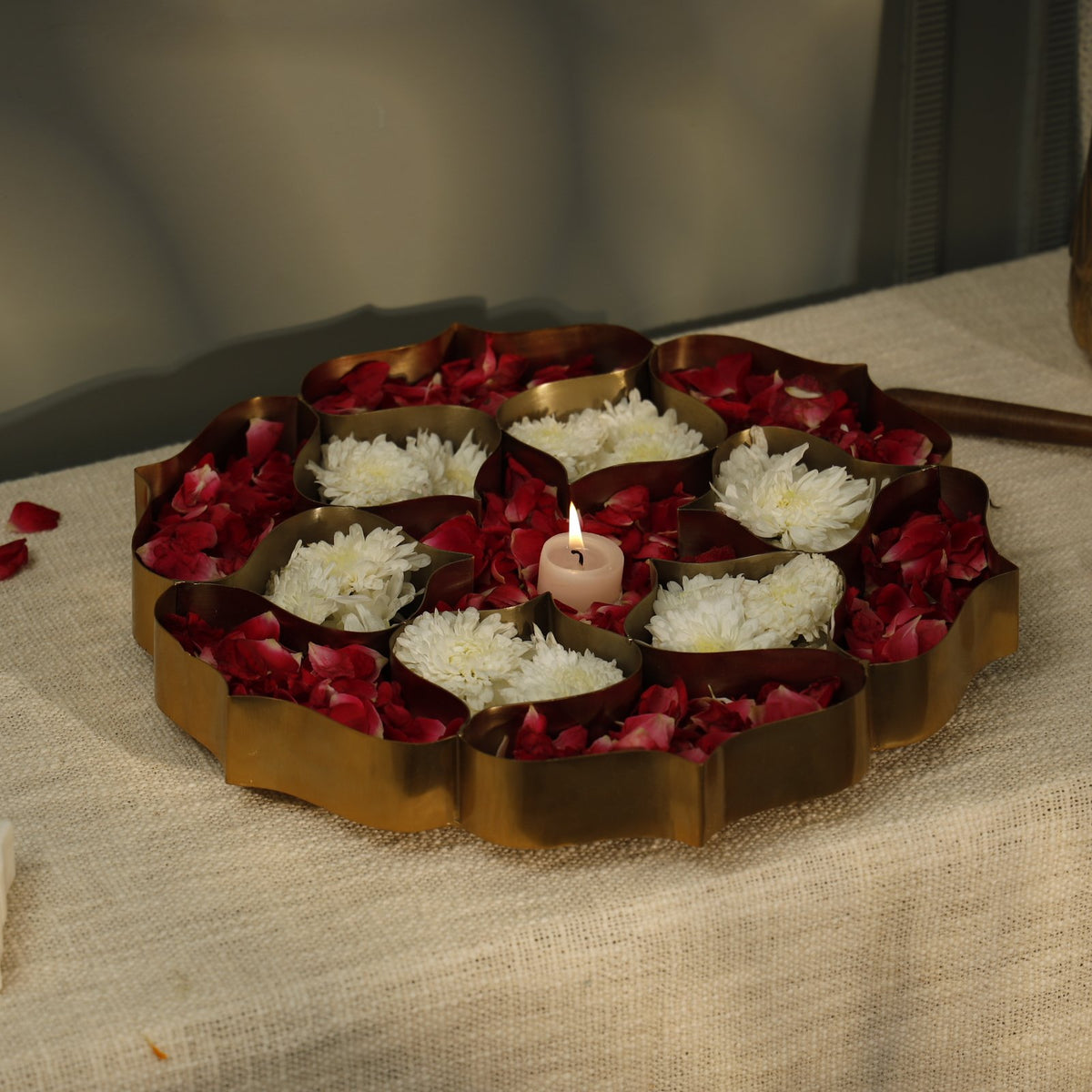Lotus Compartment Tray