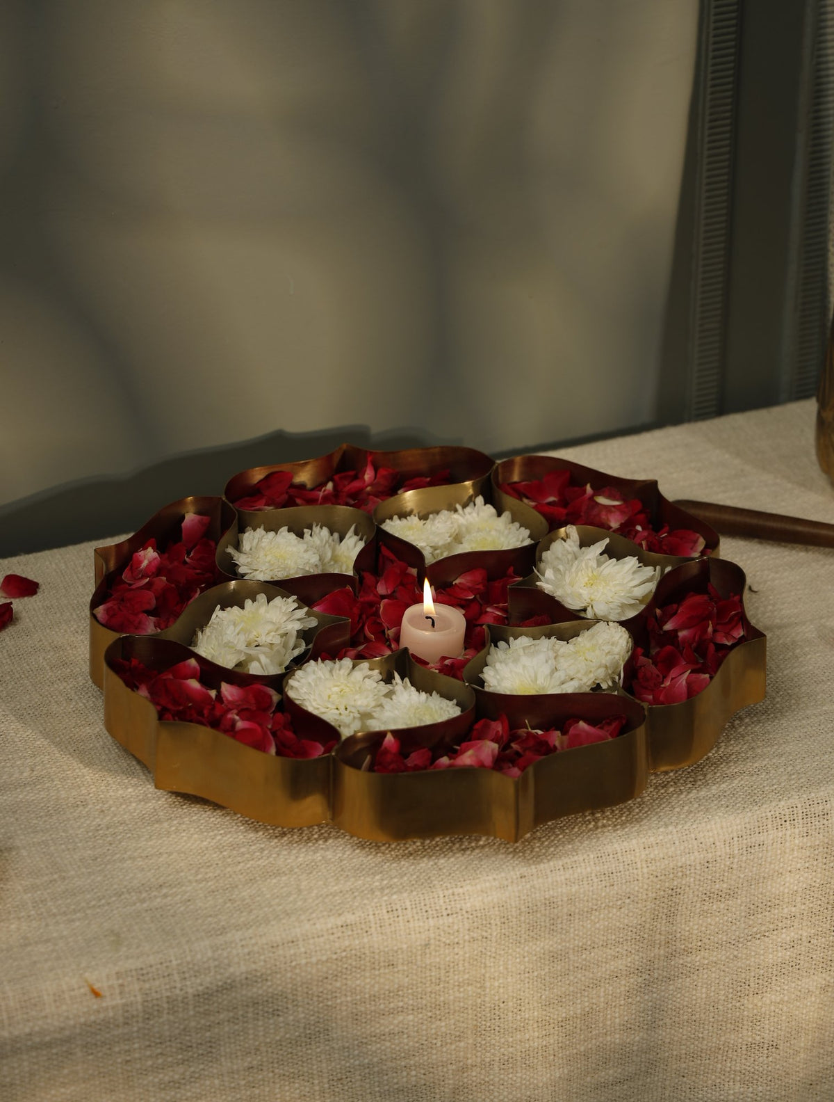 Lotus Compartment Tray
