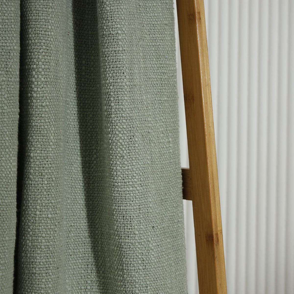 Avery Throw – Sage