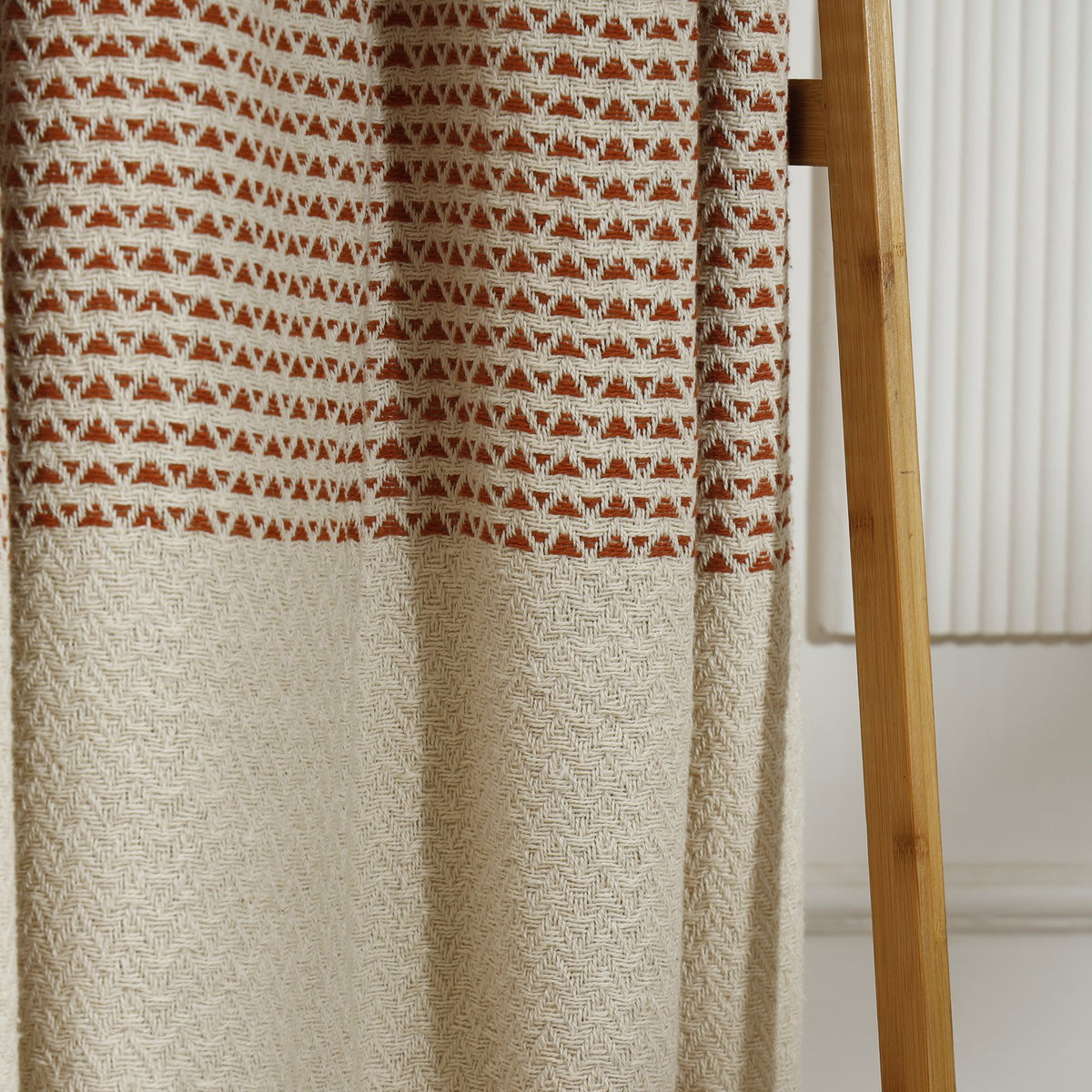 Finch Throw – Rust