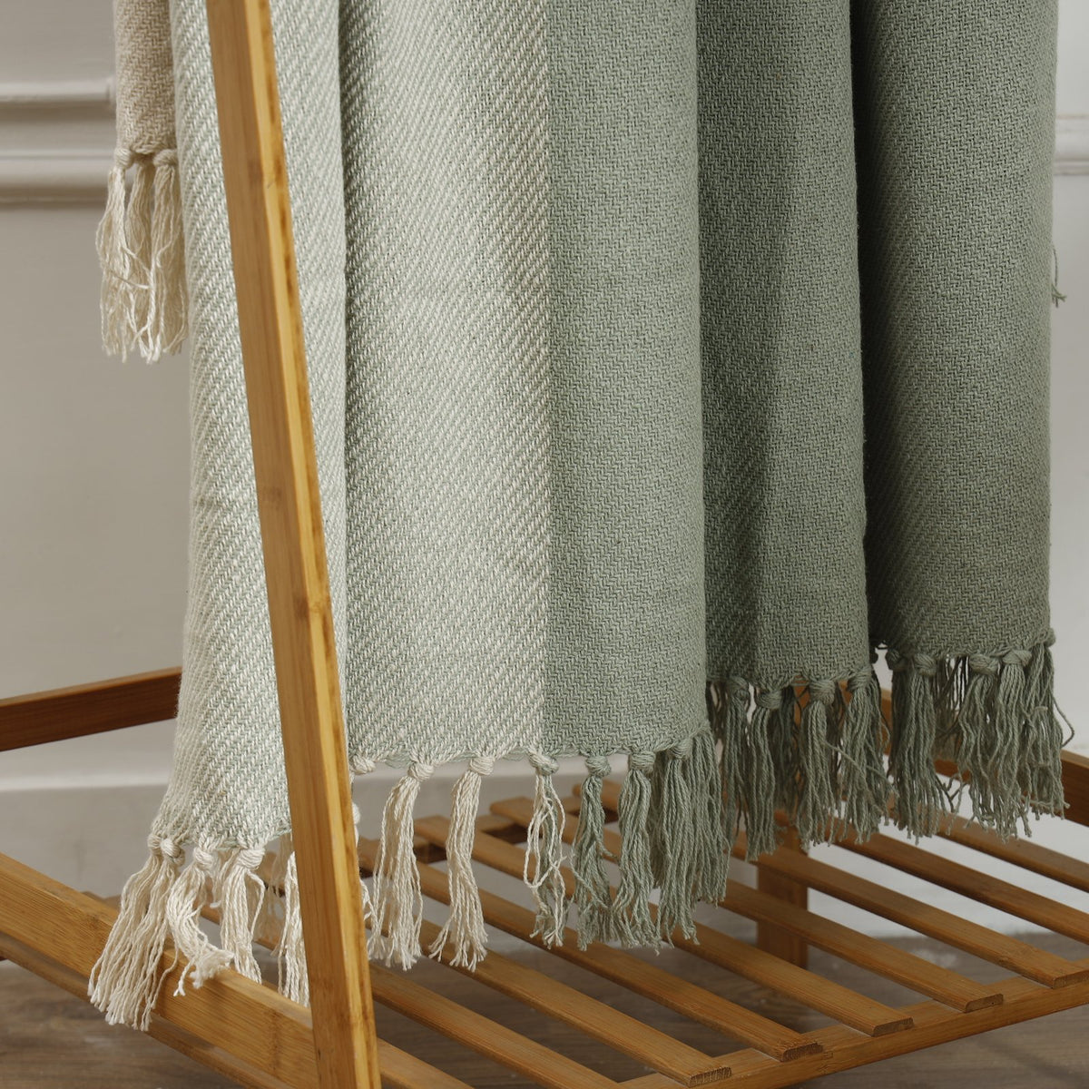 Waverley Throw – Sage