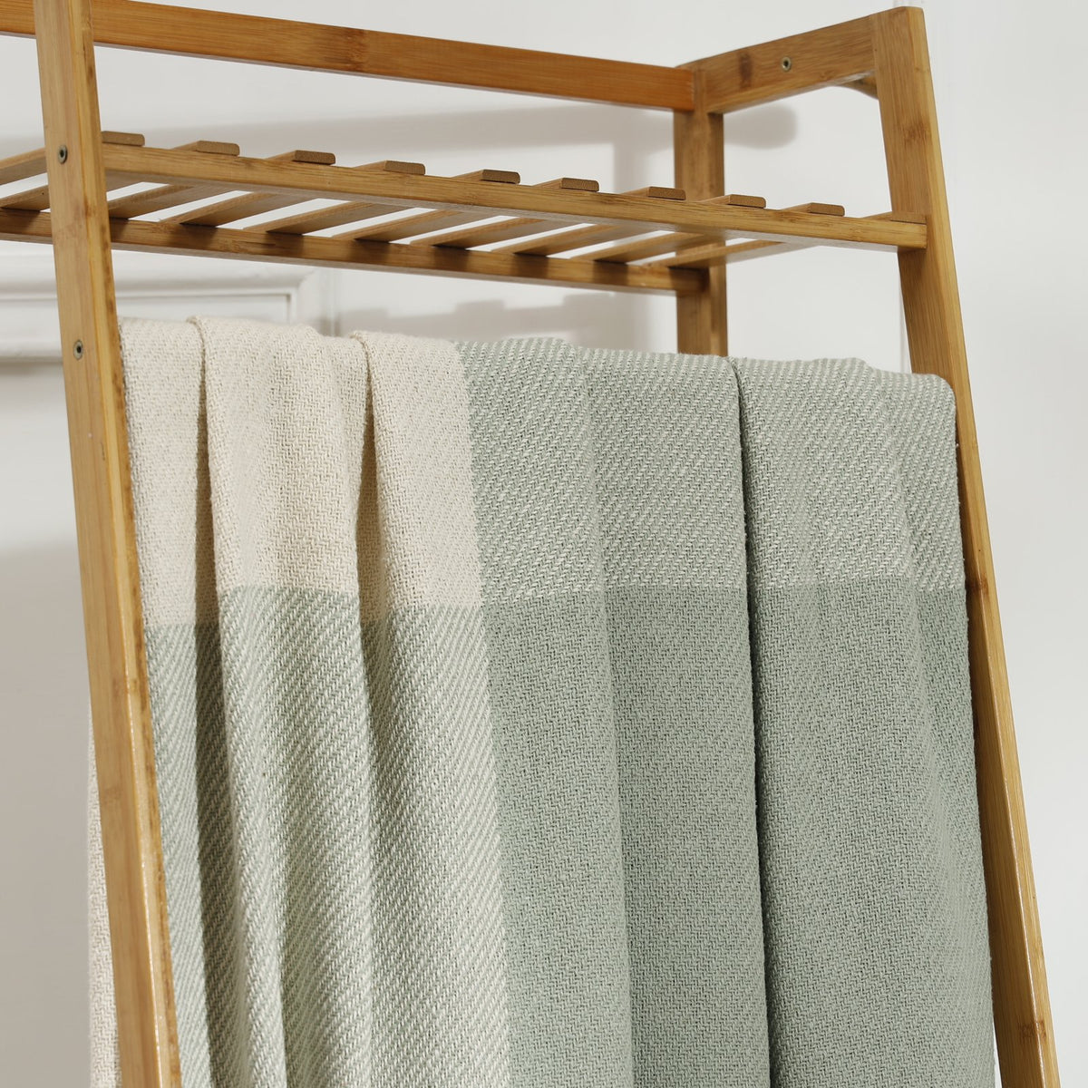 Waverley Throw – Sage