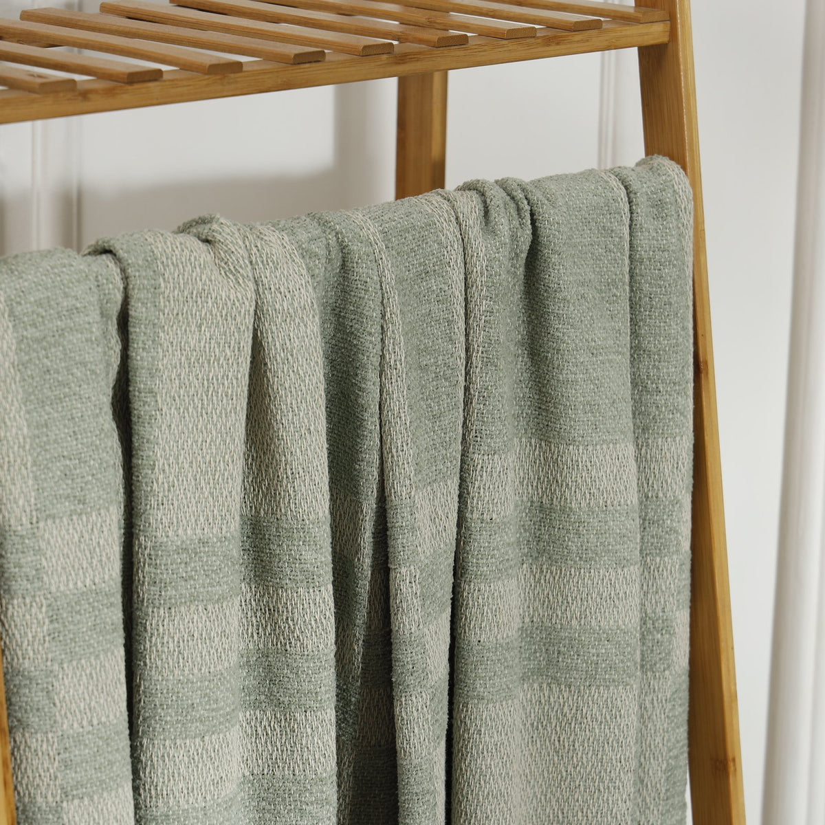 Siera Throw – Sage