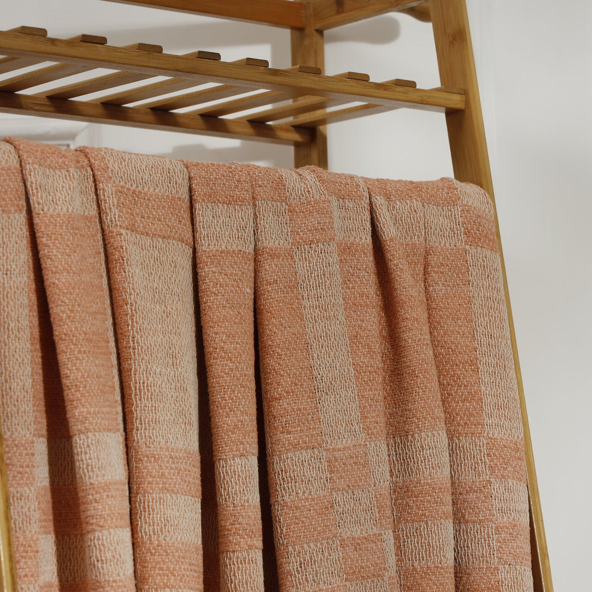 Siera Throw – Clay